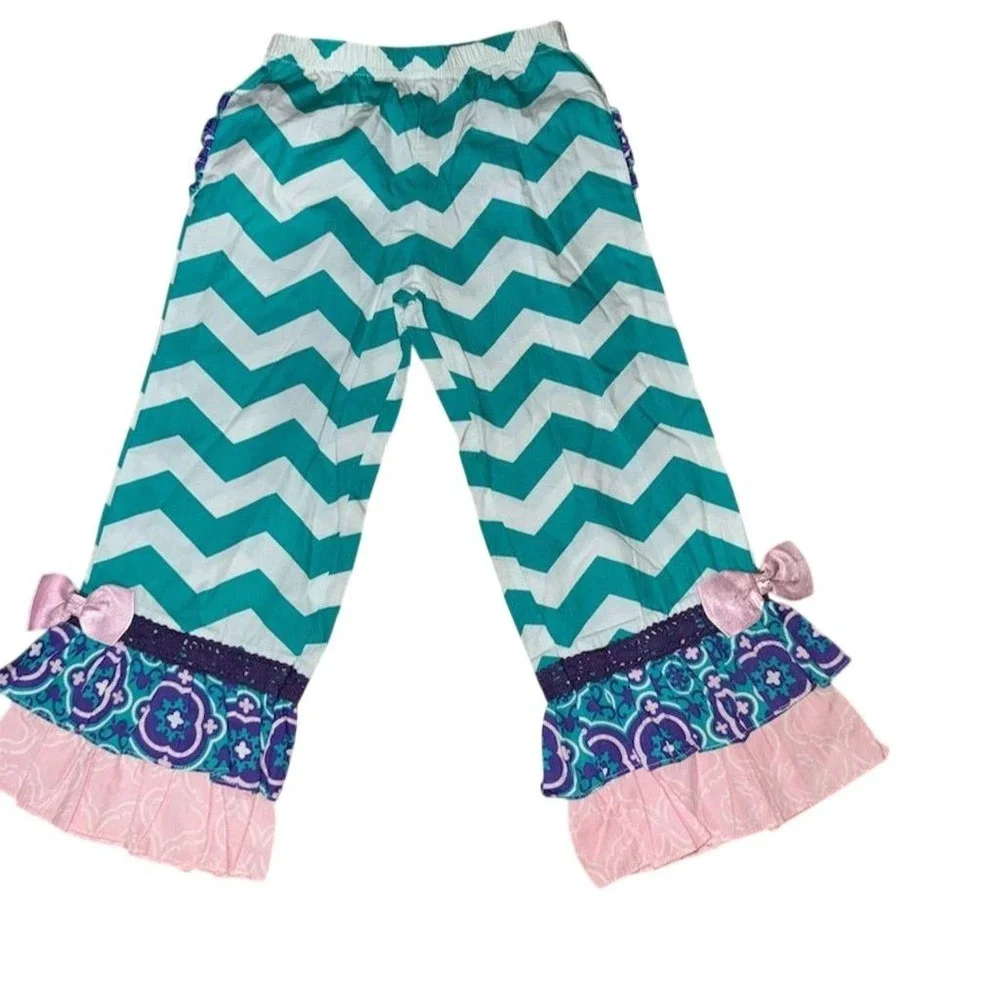 RuffleButts Girls' Chevron Ruffle Flare Pants Size 4T spring bright‎ preppy NWT